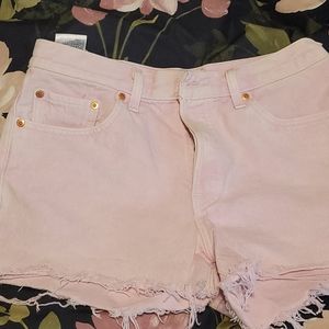Pink acid wash levis 501 shorts